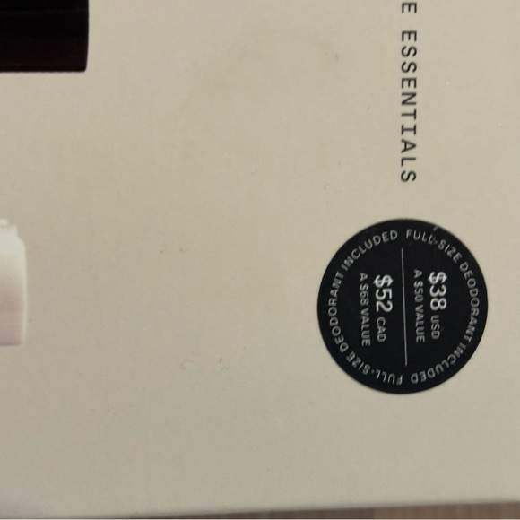 NWT Essentials Skincare Set with Black and White Packaging - Picture 2 of 6